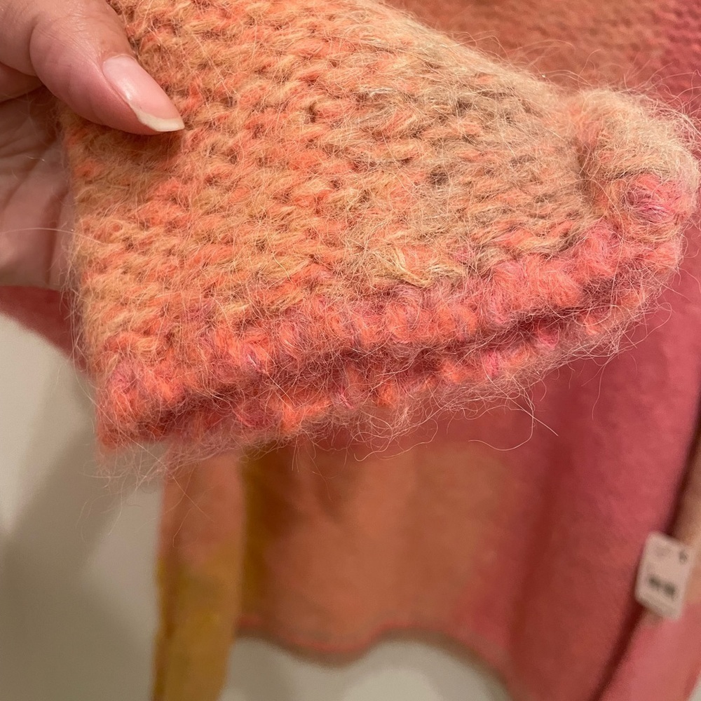 NWT FREE PEOPLE DOMINO OVERSIZED KnitSWEATER Pink Sunset alpaca wool blend small - Picture 4 of 13